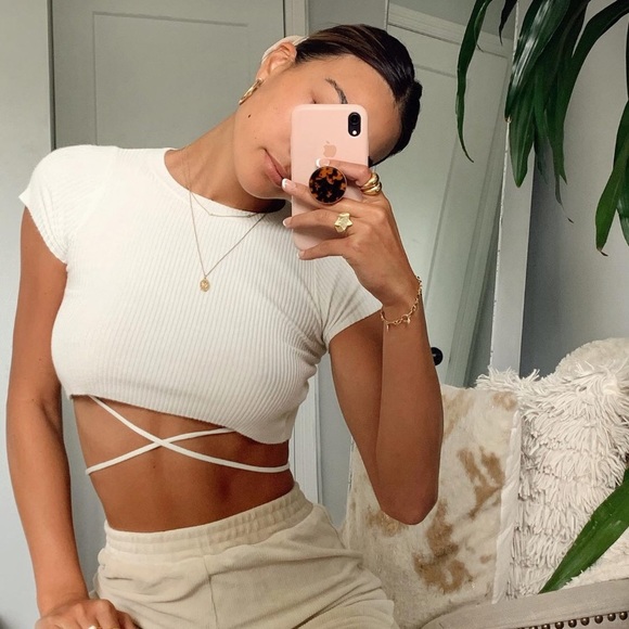 Princess Polly Tops - PRINCESS POLLY Amita Crop Top